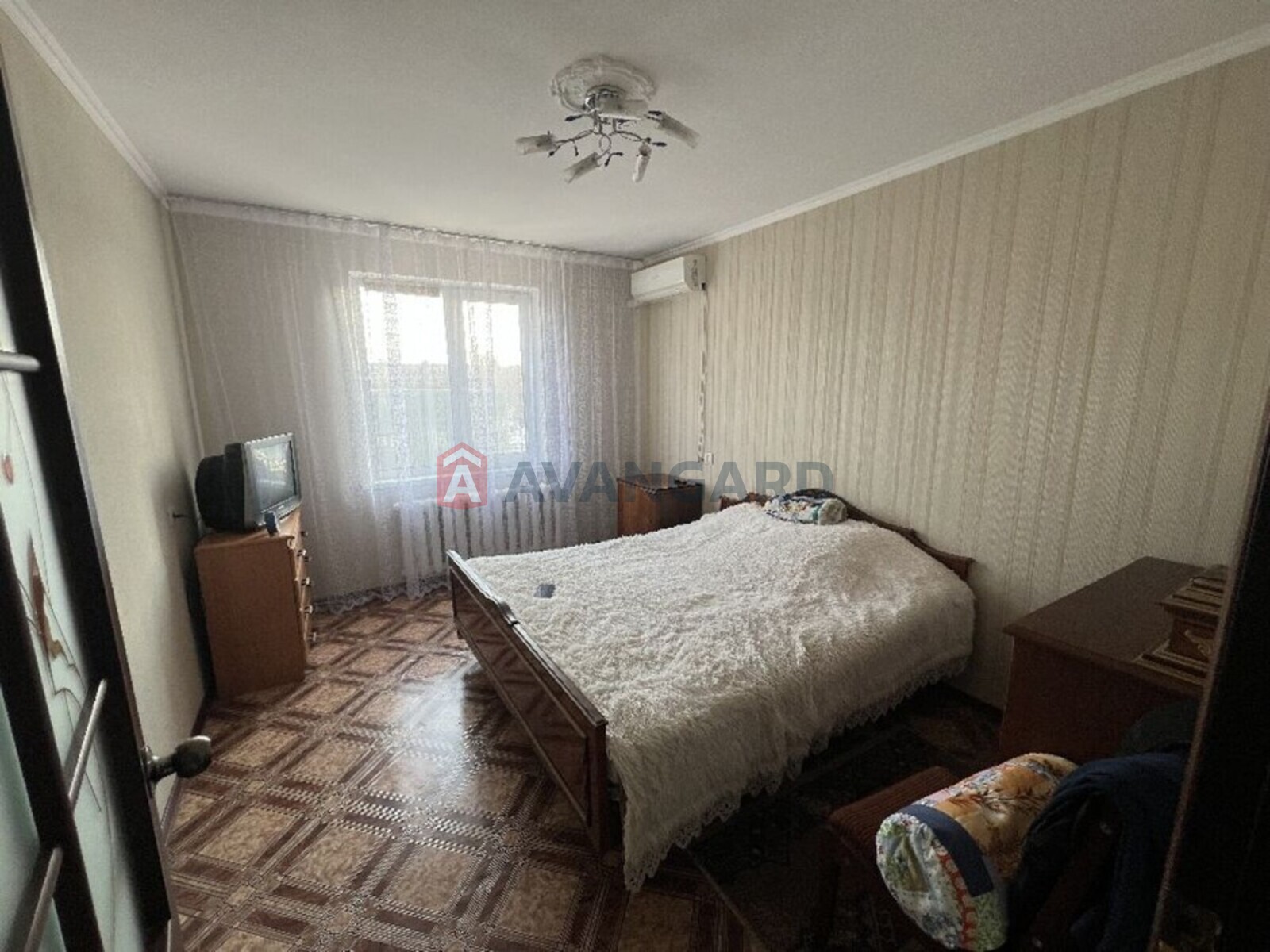 2 ��. ��������, 51/-/8 ��. �., 3/9 ������ ���� 7