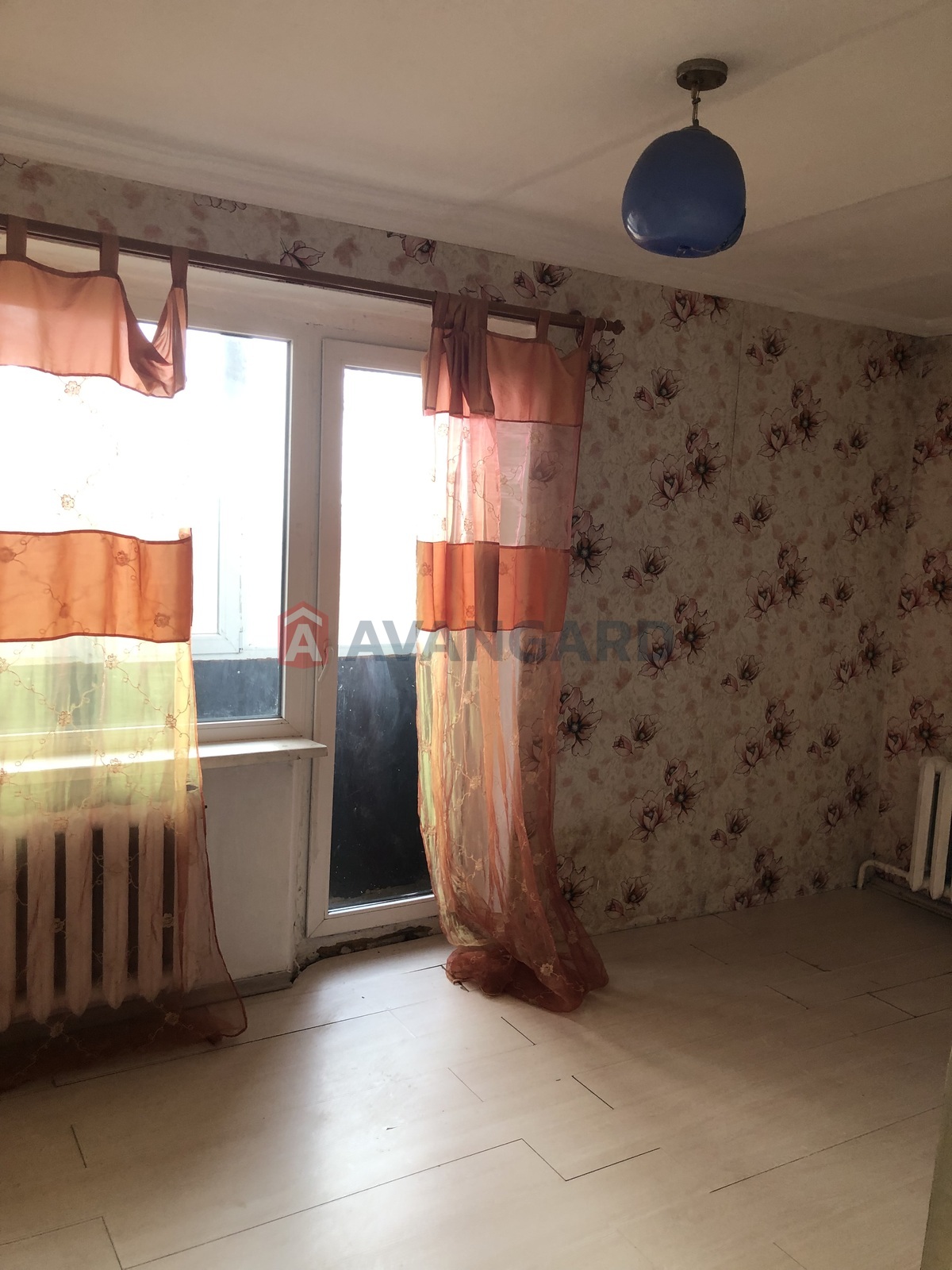 2 ����. ��������, 42/-/6.5 ��. �., 5/5 ���� ���� 6