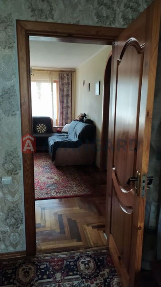 3 . , 70/-/8 . ., 5/9   3