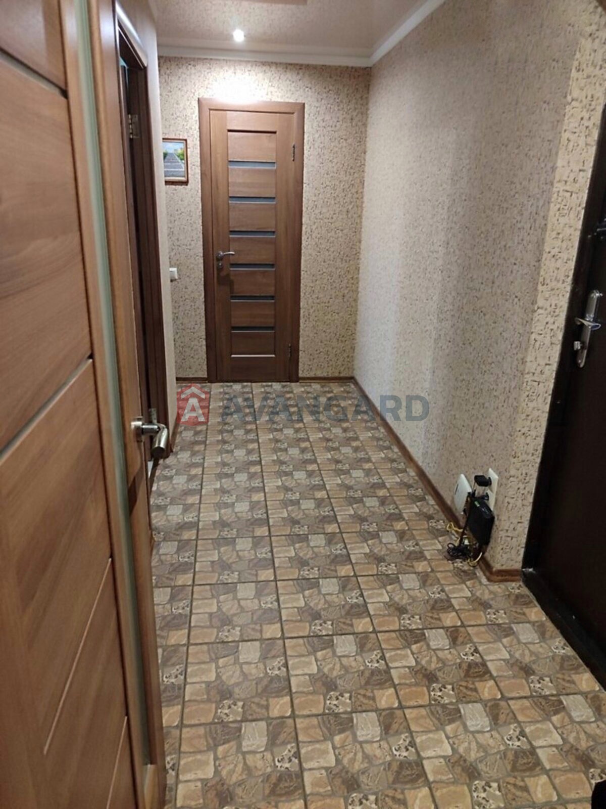 2 ��. ��������, 50/28/8 ��. �., 6/9 ������ ���� 9