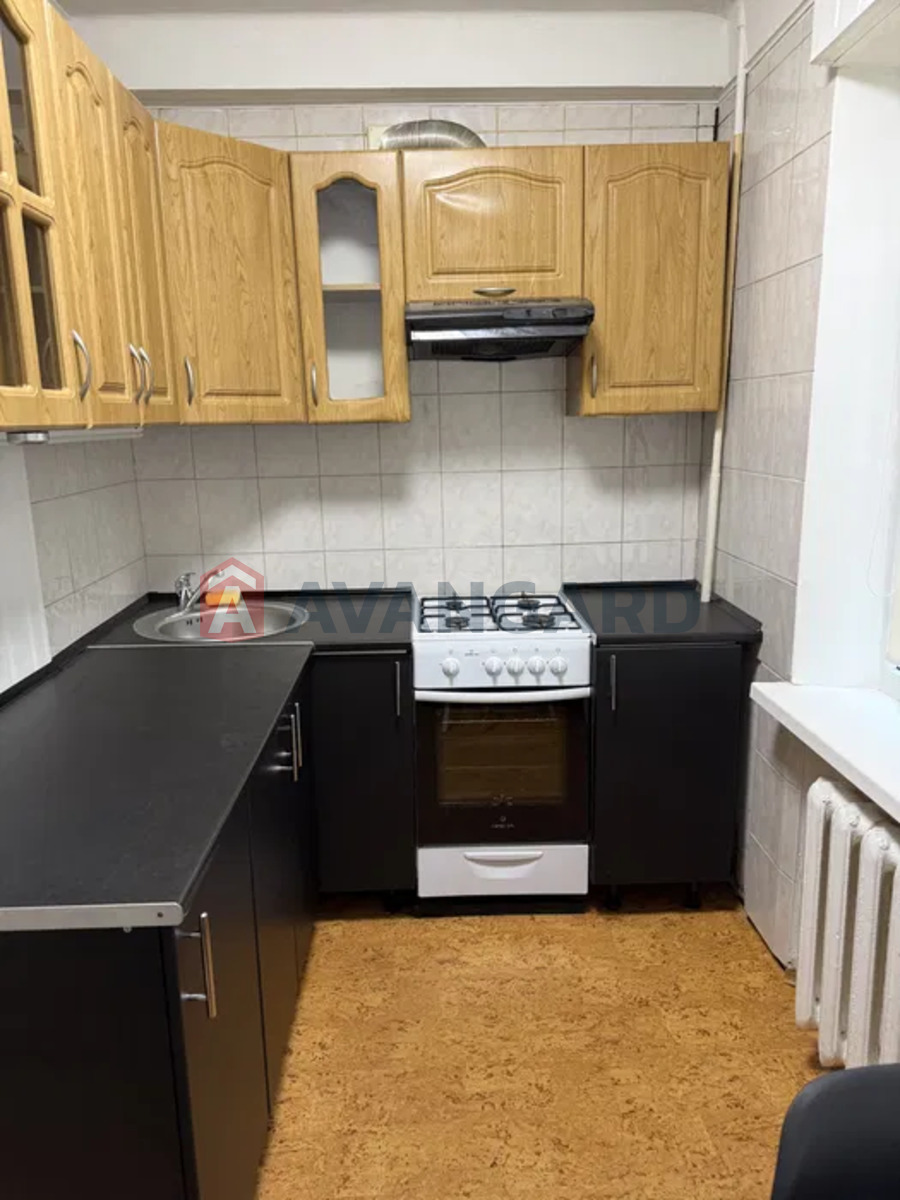 1 ����. ��������, 42/-/7 ��. �., 2/5 ���� ���� 1