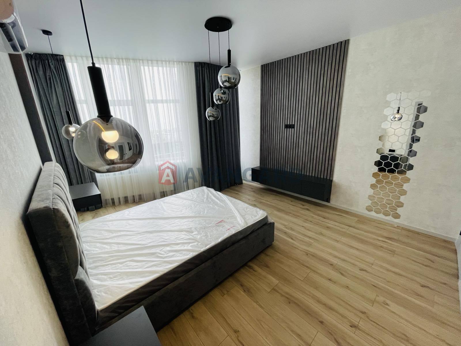 3 . , 132/-/20 . ., 18/18   16