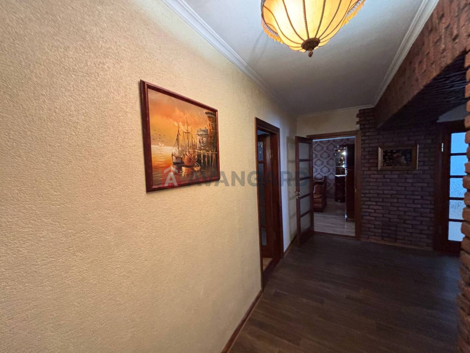 3 ����. ��������, 122/-/15 ��. �., 10/11 ���� ���� 13