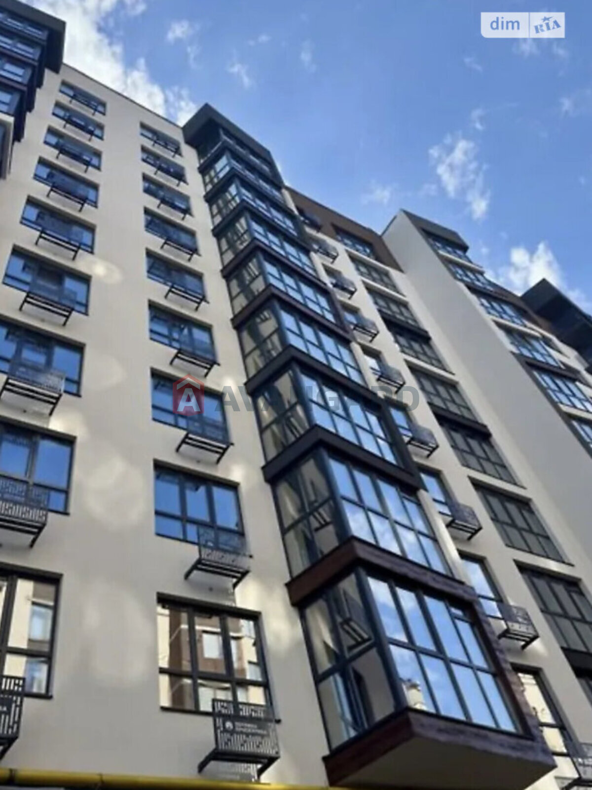 1 ��. ��������, 50/-/22 ��. �., 6/10 ������ ���� 3