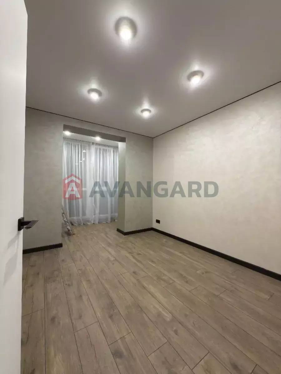 3 ��. ��������, 65/28/12 ��. �., 7/10 ������ ���� 12