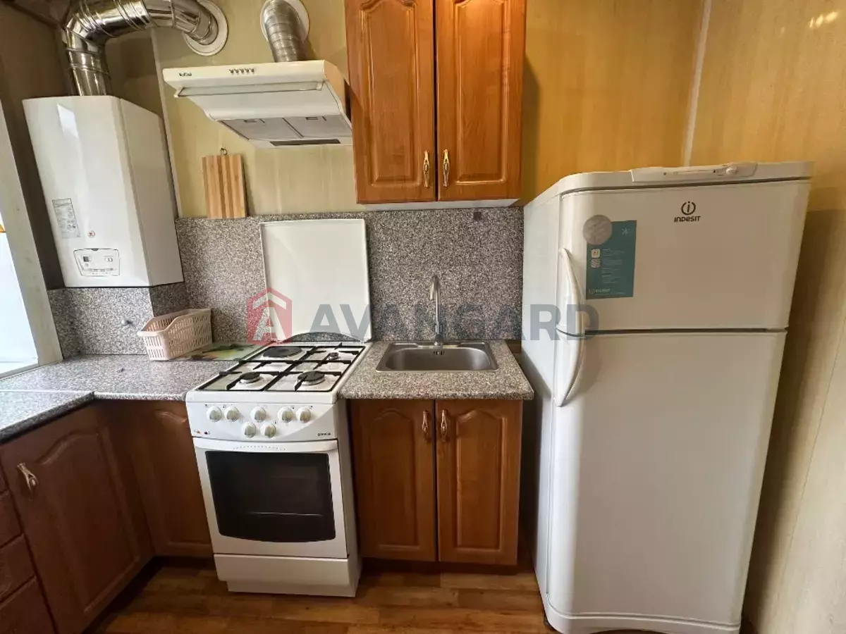 2 ��. ��������, 41/31/5 ��. �., 2/2 ������ ���� 10