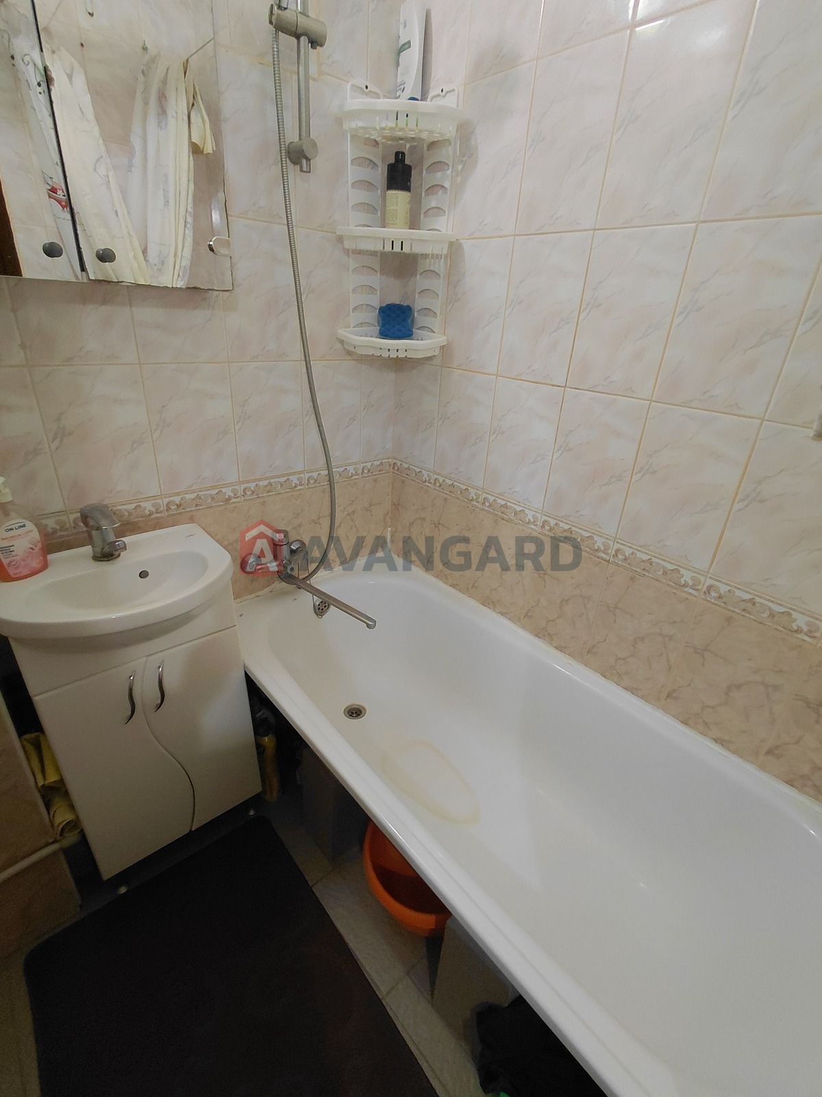 2 ��. ��������, 45/-/6 ��. �., 3/5 ������ ���� 8