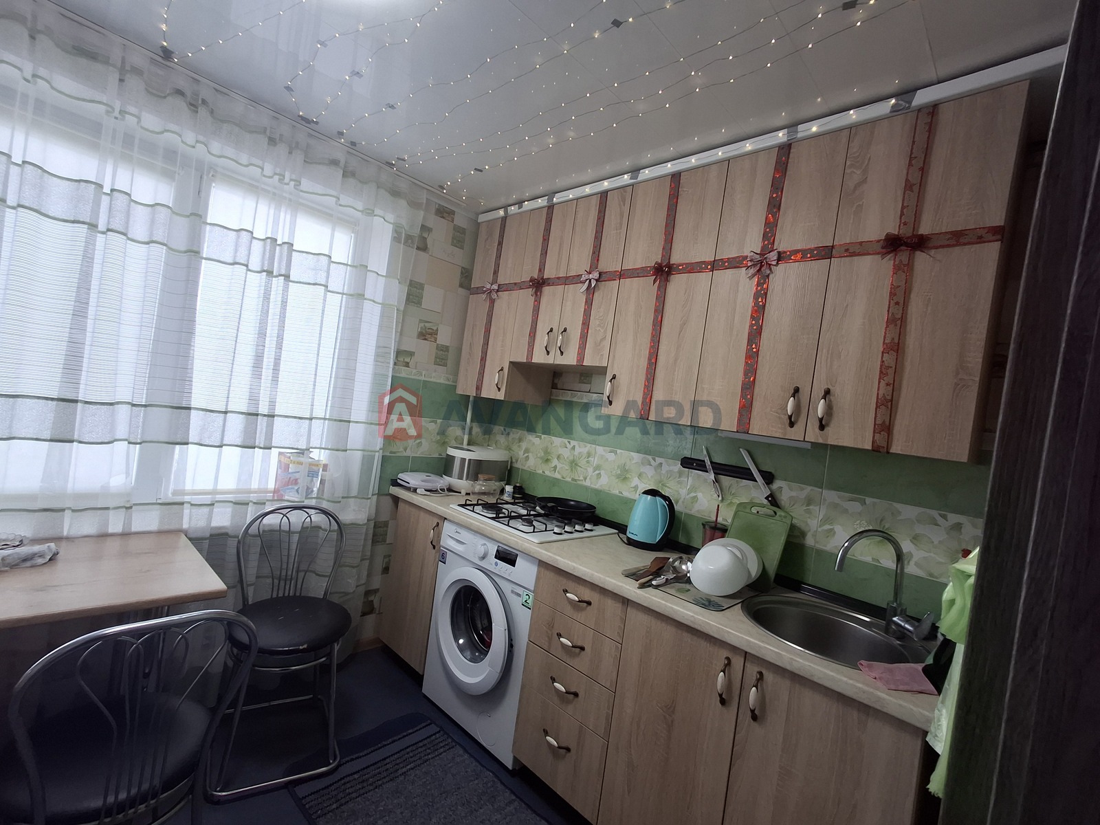 2 ����. ��������, 50/-/9 ��. �., 4/9 ���� ���� 22