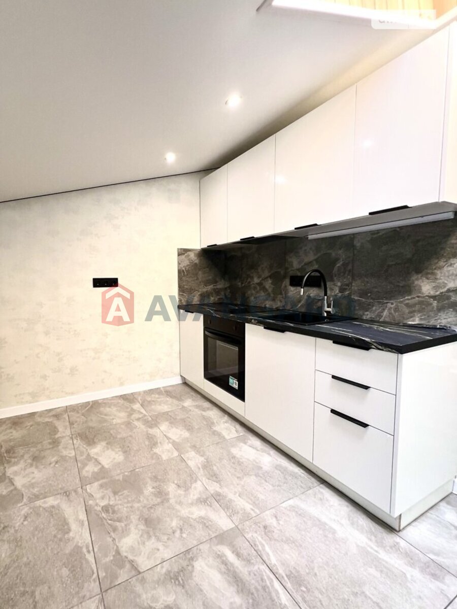 1 ��. ��������, 32/-/- ��. �., 3/3 ������ ���� 3