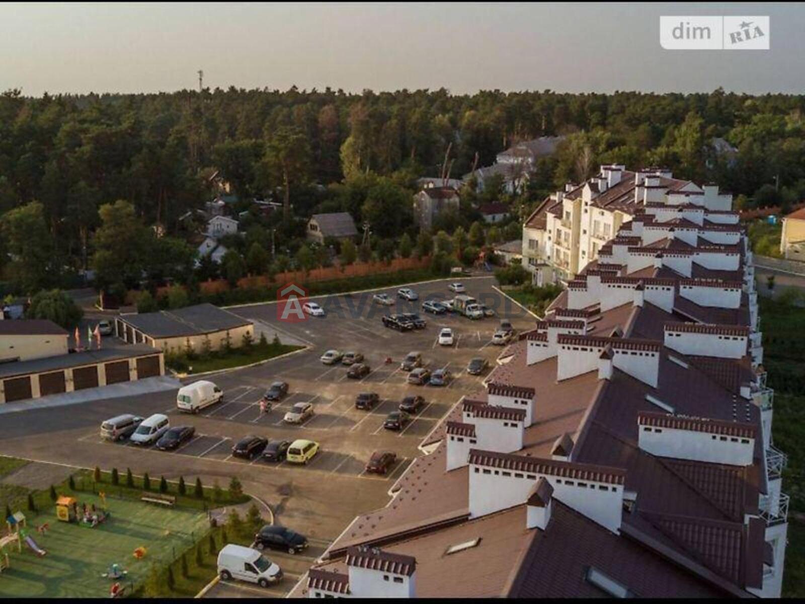 2 ��. ��������, 61/61/18 ��. �., 4/4 ������ ���� 6