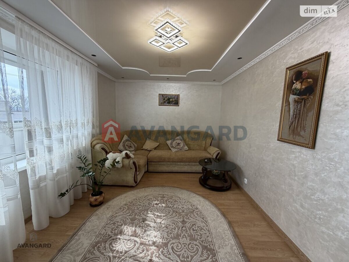 2 ����. ��������, 49,8/27/6 ��. �., 5/5 ���� ���� 3