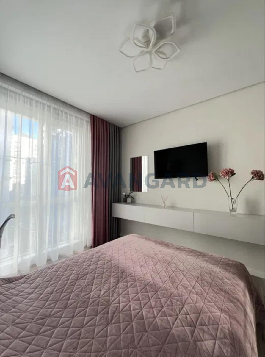 3 ����. ��������, 55/-/18 ��. �., 5/16 ���� ���� 11