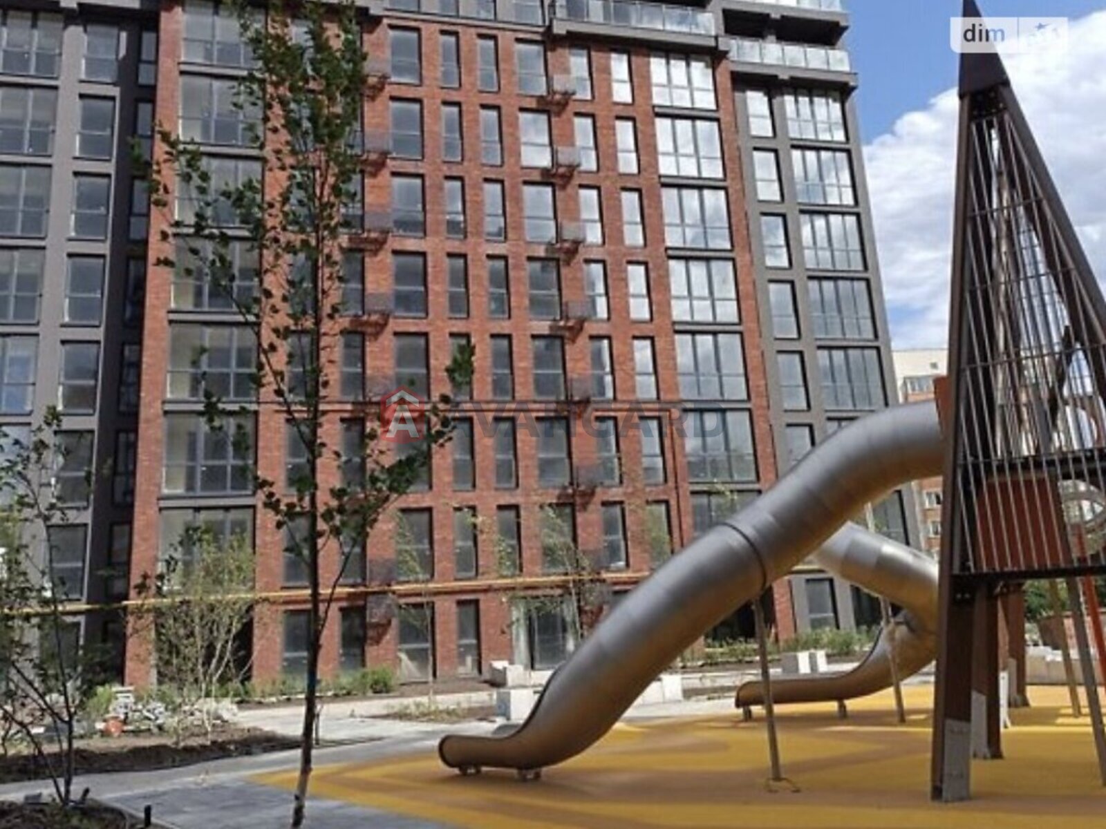 2 ��. ��������, 69/-/- ��. �., 3/10 ������ ���� 11