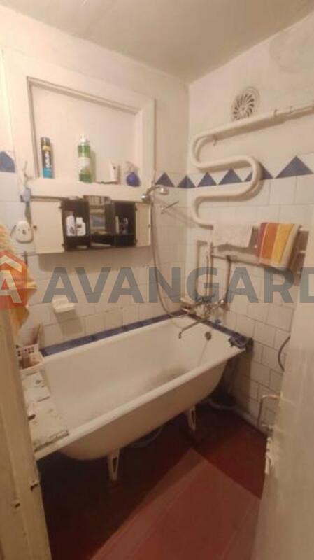 2 ��. ��������, 46/-/6 ��. �., 2/5 ������ ���� 4