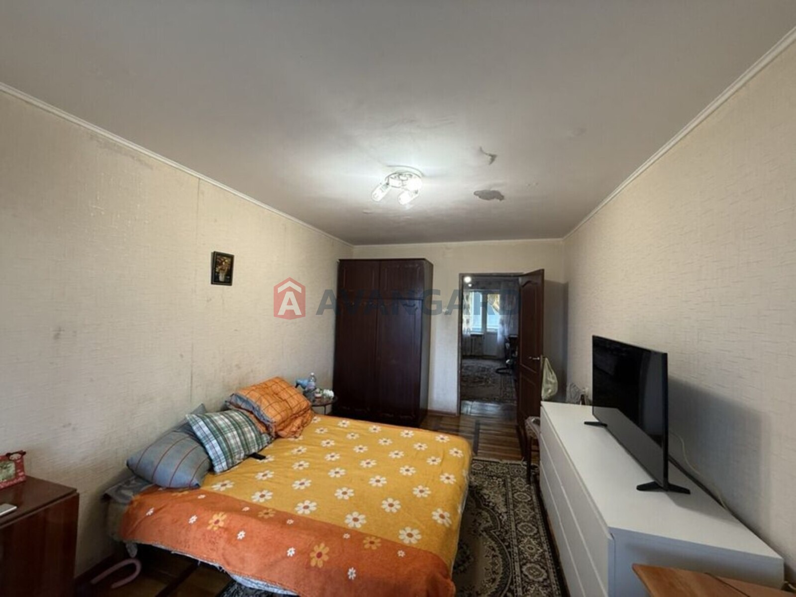 3 ��. ��������, 68/-/14 ��. �., 1/9 ������ ���� 1