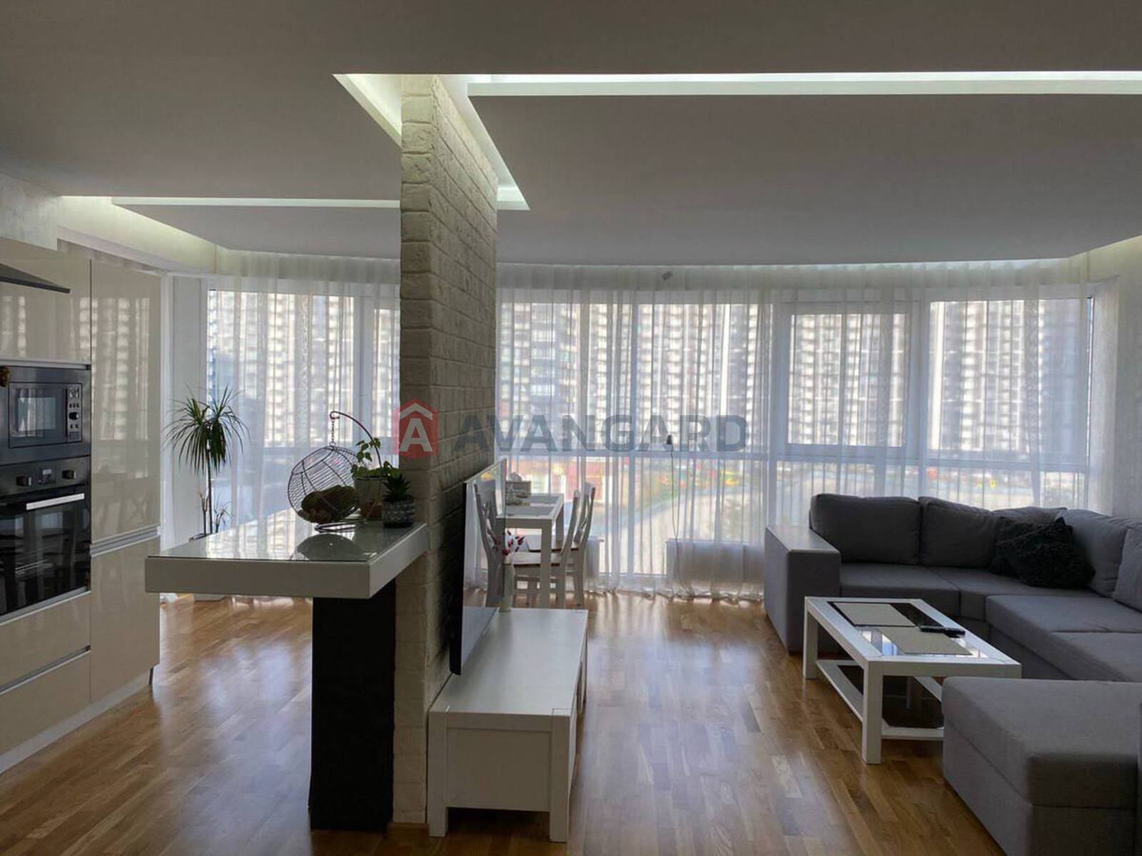 2 ��. ��������, 84/35/37 ��. �., 5/25 ������ ���� 2