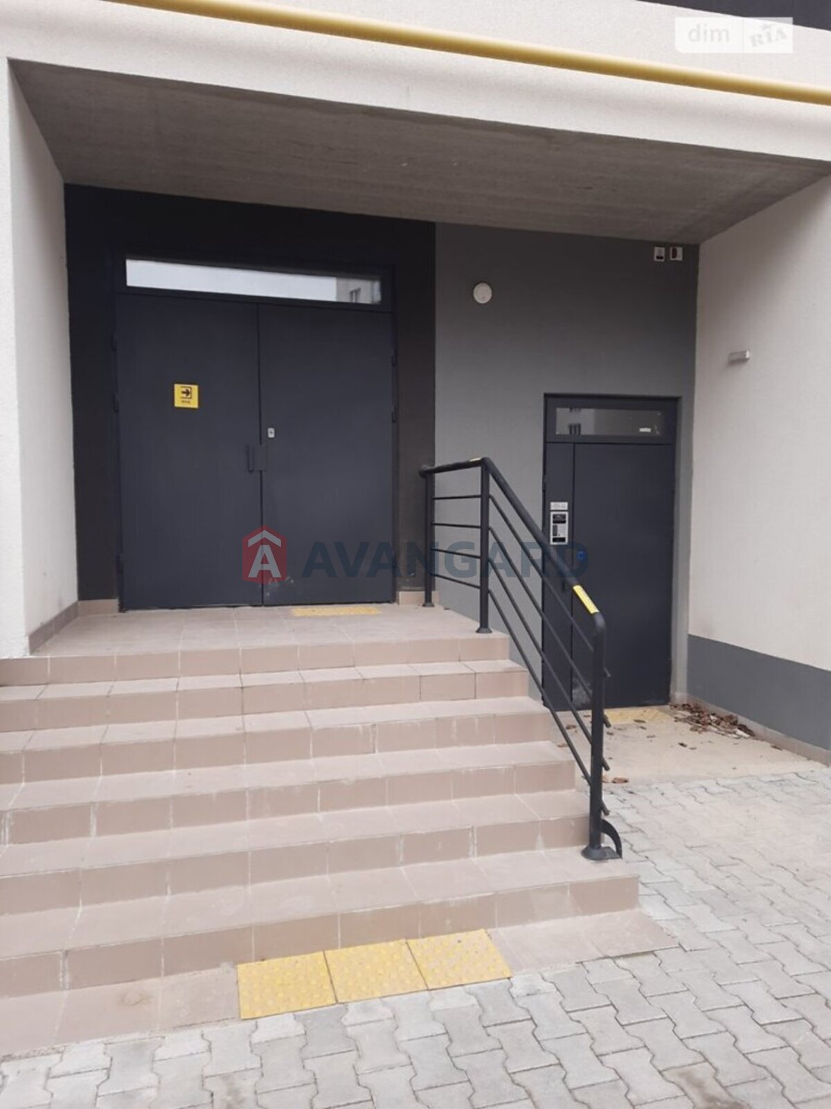 1 ��. ��������, 49/22/16 ��. �., 8/10 ������ ���� 12