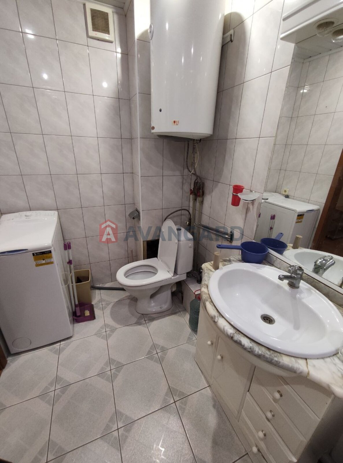 3 ��. ��������, 70/-/25 ��. �., 4/9 ������ ���� 12