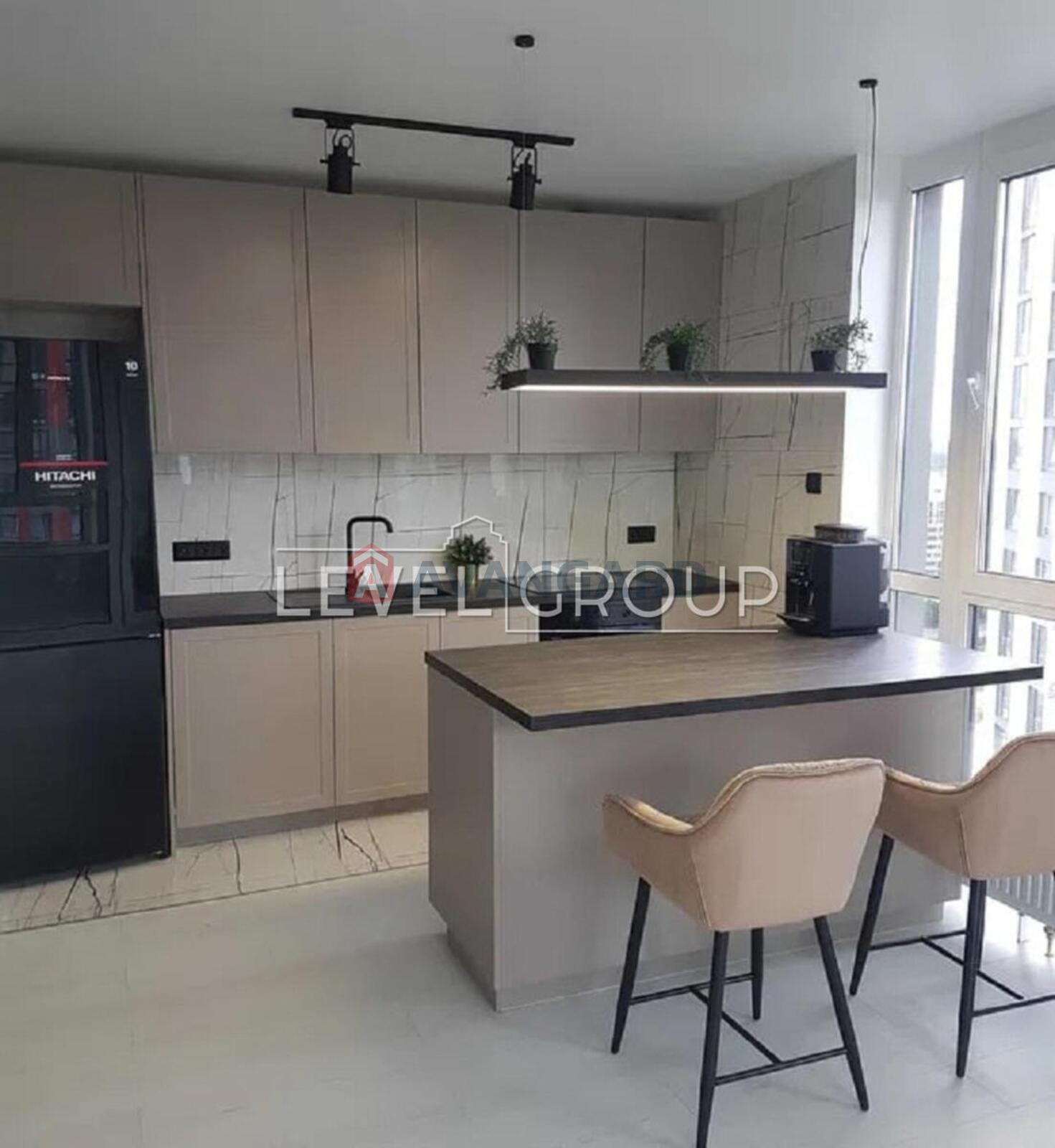 2 ��. ��������, 64/37/22 ��. �., 20/25 ������ ���� 1