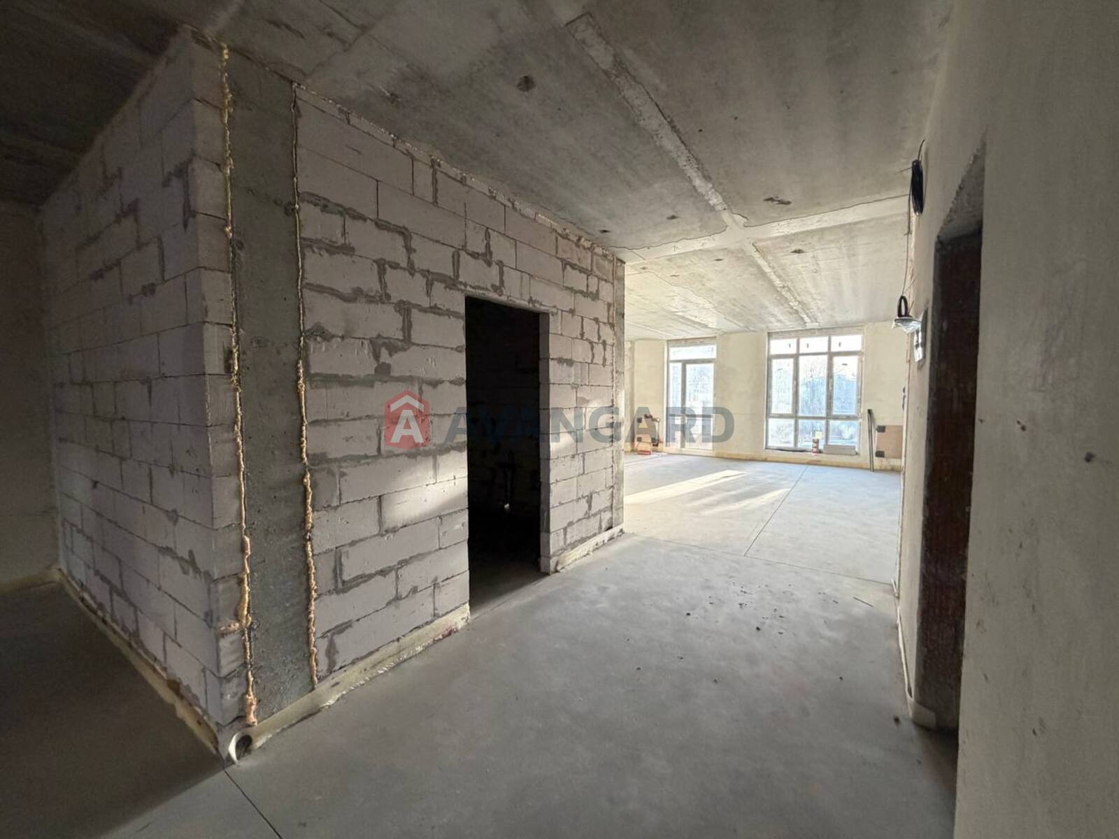 1 ��. ��������, 94/21/41 ��. �., 3/5 ������ ���� 7