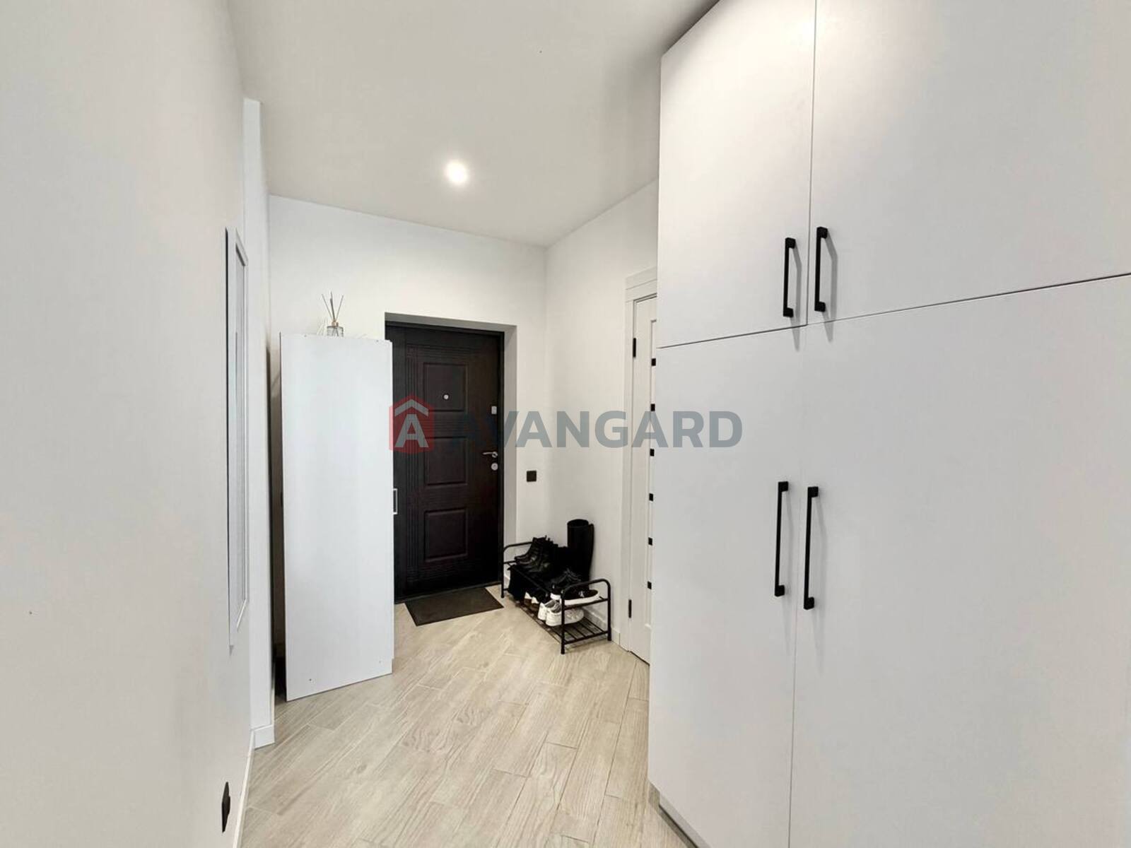 1 ��. ��������, 24/15/5 ��. �., 4/17 ������ ���� 6