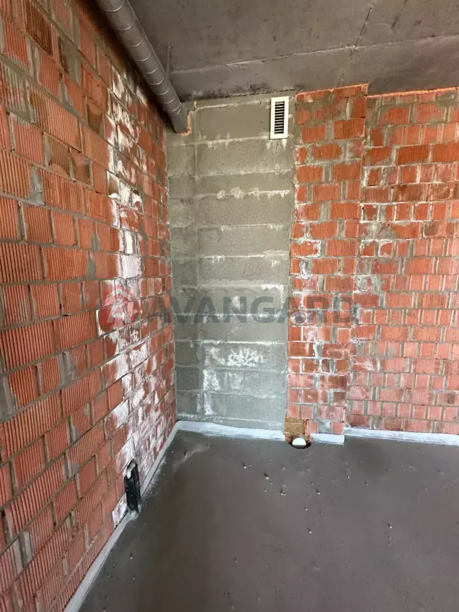 3 ��. ��������, 70/50/20 ��. �., 8/12 ������ ���� 4