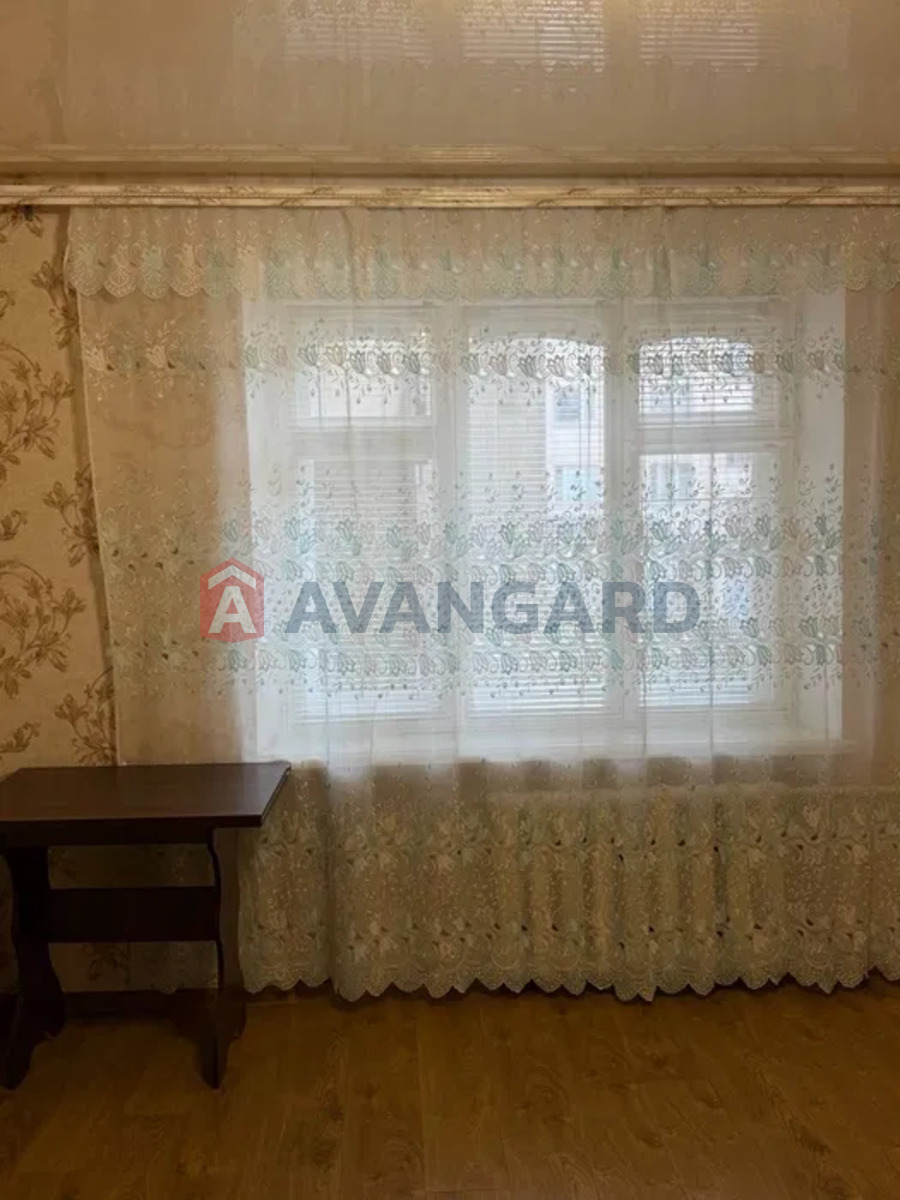 1 ��. ��������, 18/-/6 ��. �., 2/5 ������ ���� 13