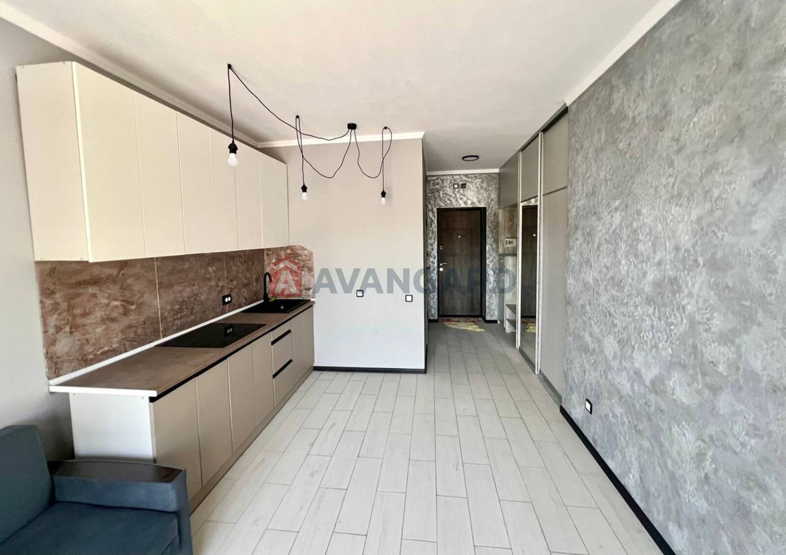 1 ��. ��������, 42/-/12 ��. �., 2/6 ������ ���� 1