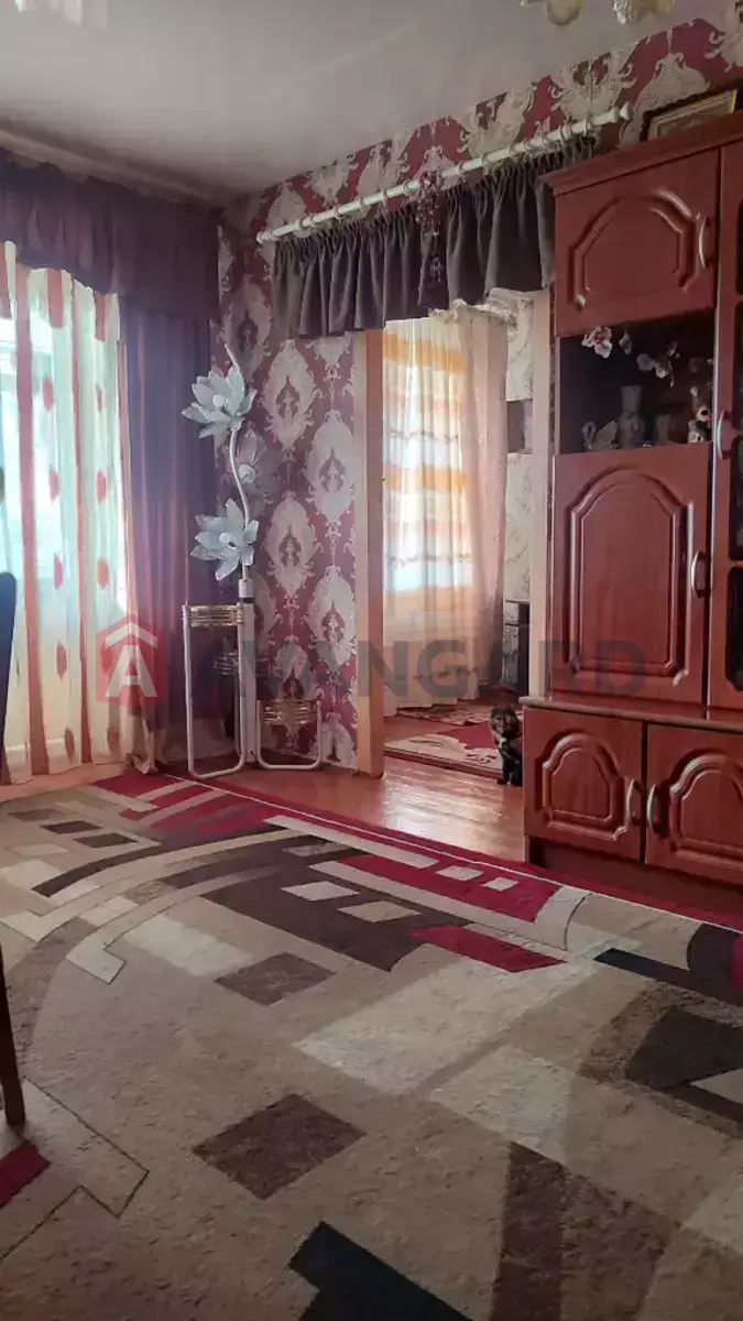 3 ��. ��������, 58/43/6 ��. �., 5/5 ������ ���� 12