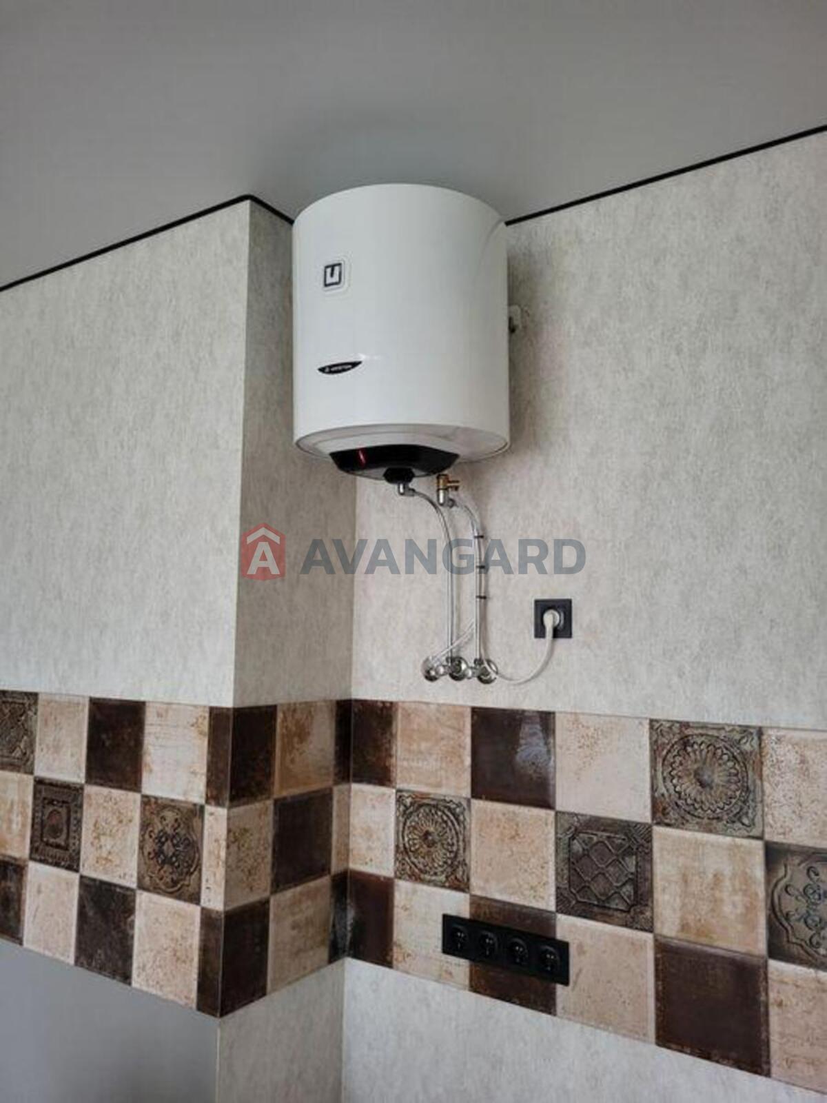 1 ��. ��������, 43/-/18 ��. �., 6/14 ������ ���� 4