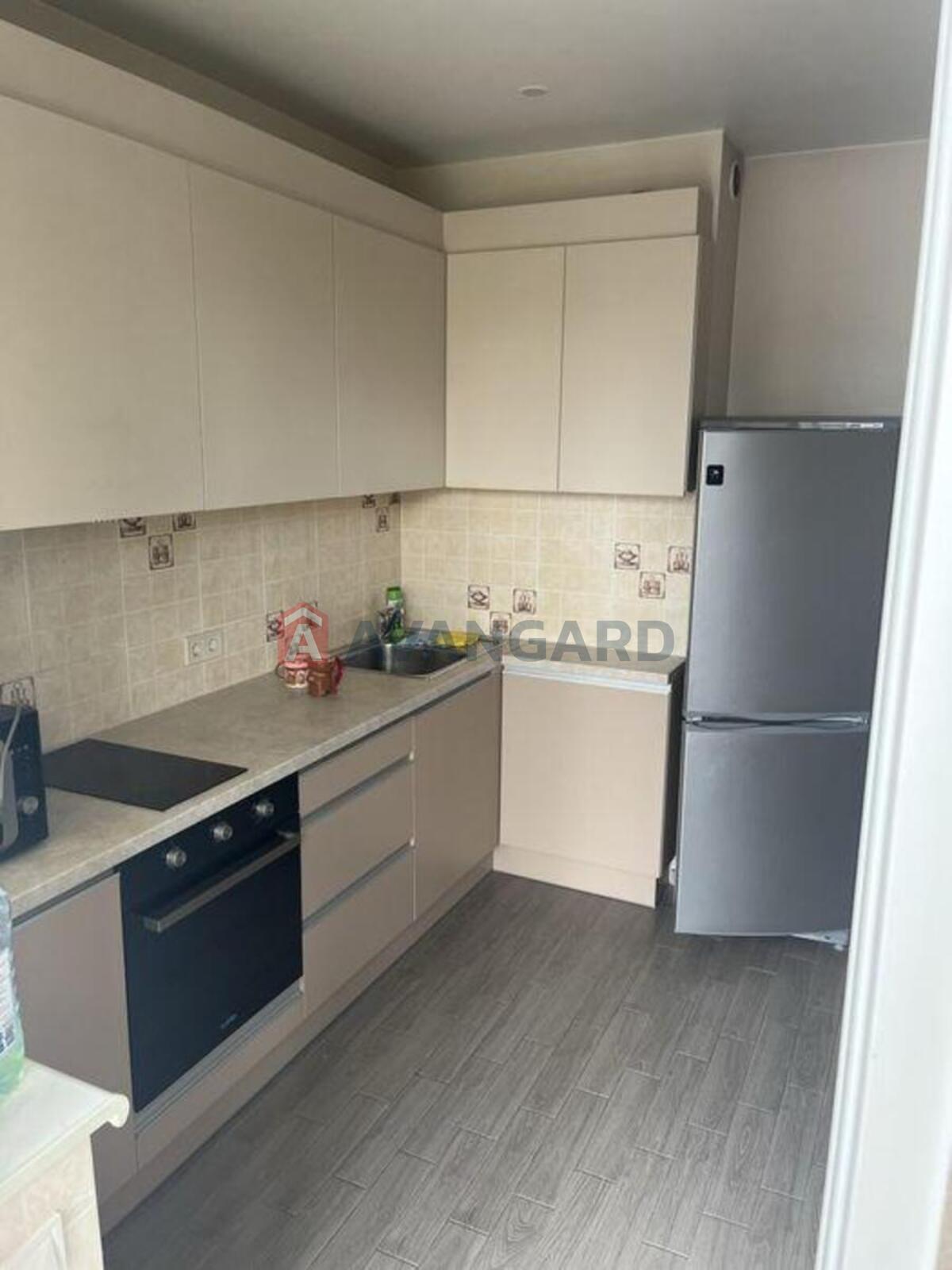 1 ��. ��������, 49/-/10 ��. �., 2/25 ������ ���� 1