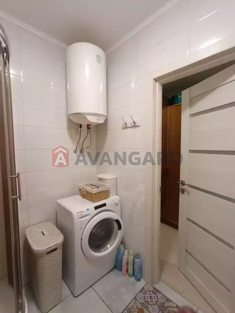 1 ��. ��������, 45/30/15 ��. �., 10/19 ������ ���� 9