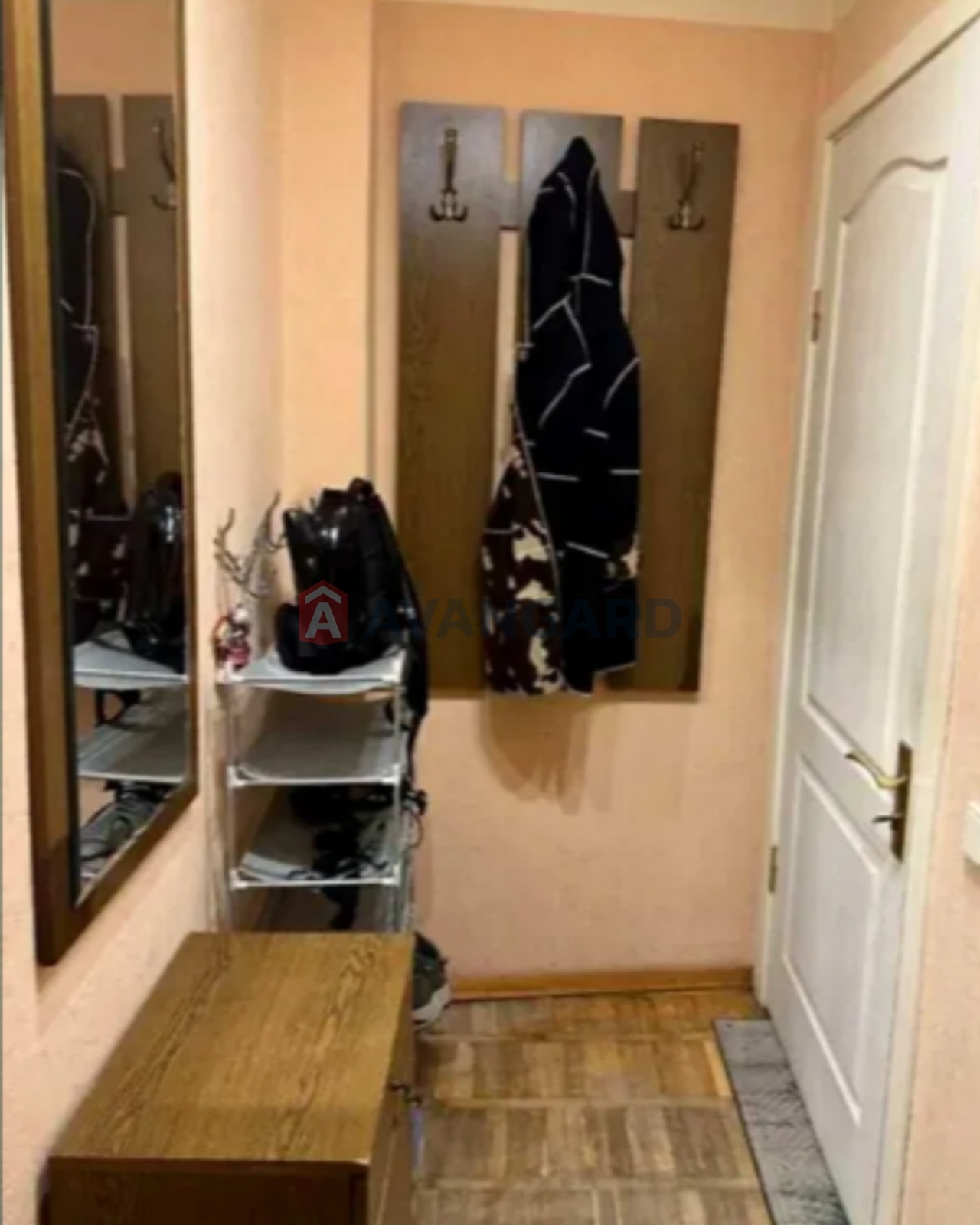 2 ��. ��������, 47 / 32 / 6 � ��. �., 3/5 ������ ���� 7