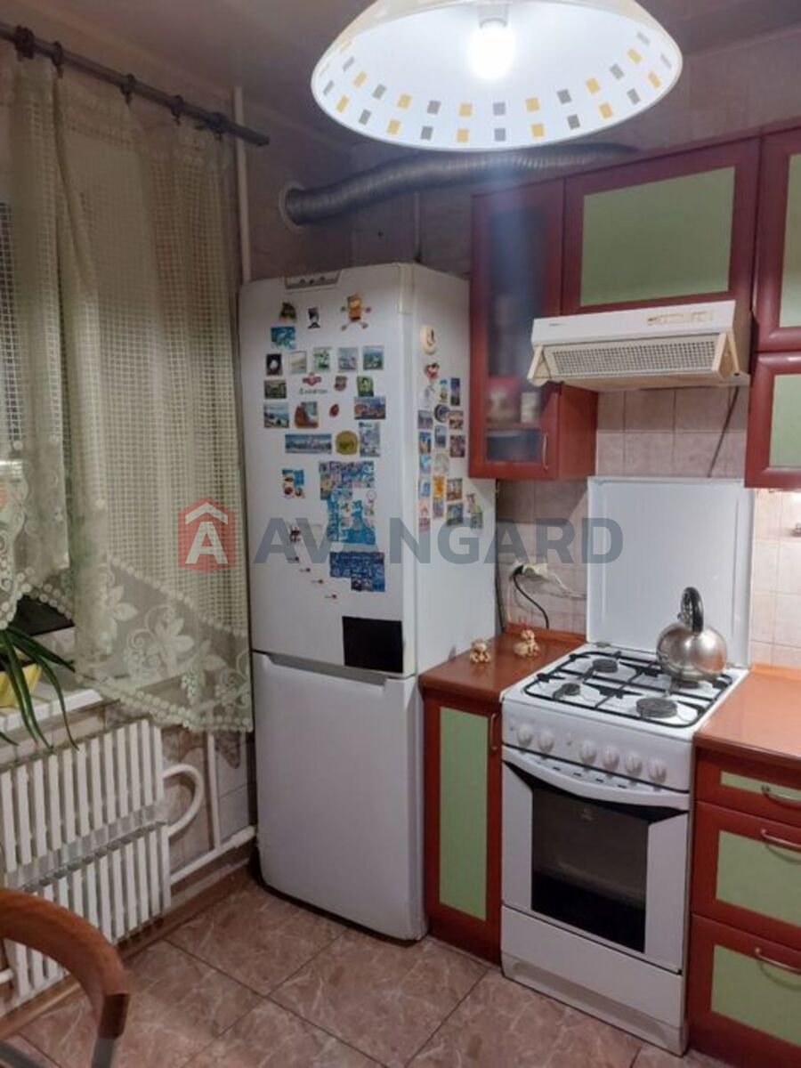 2 ����. ��������, 53/-/8 ��. �., 8/10 ���� ���� 12