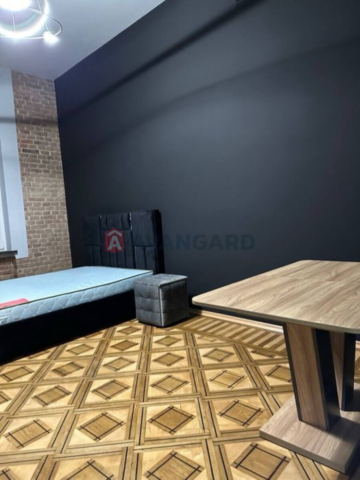 2 ��. ��������, 50/-/10 ��. �., 1/1 ������ ���� 15