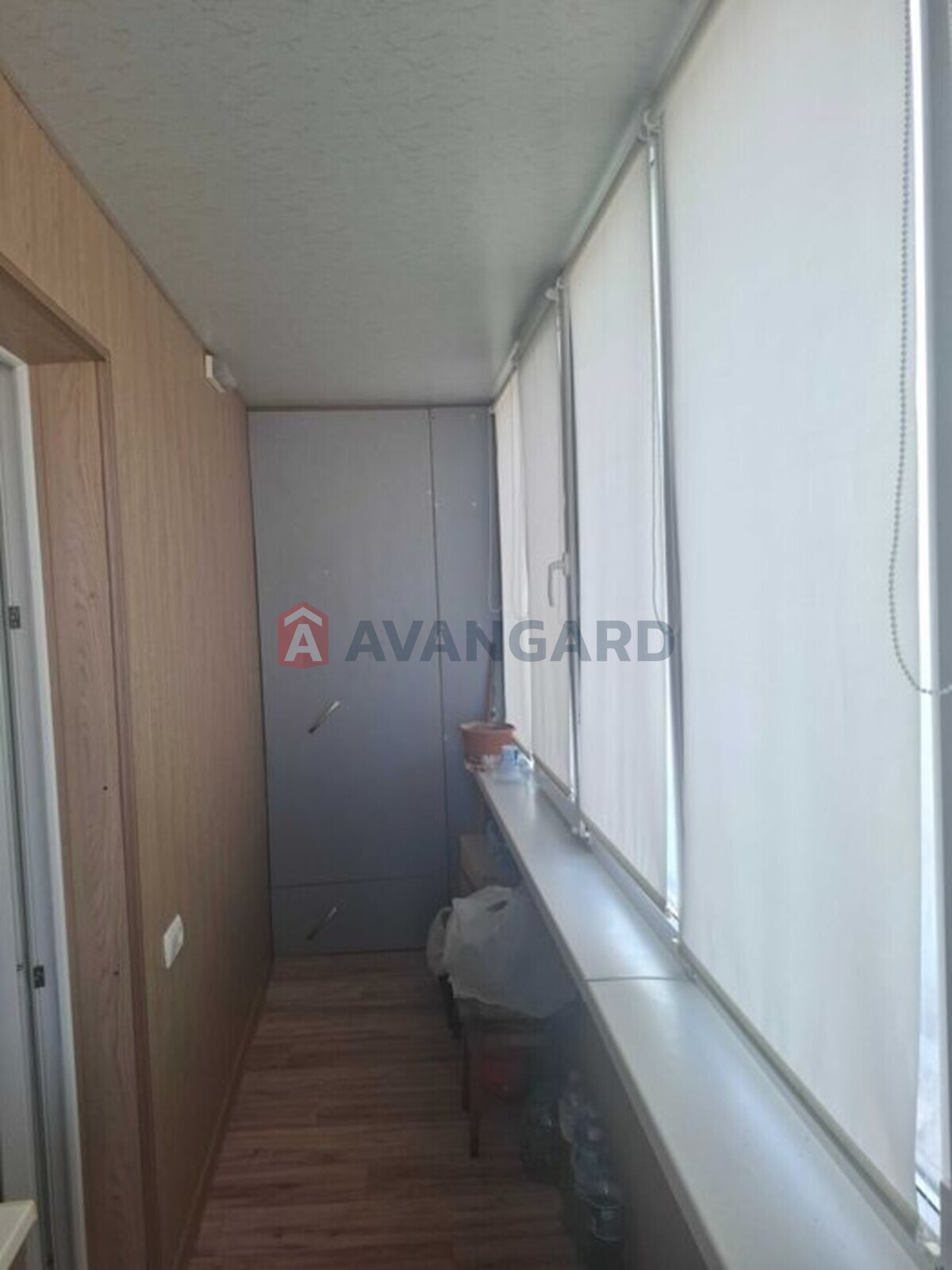 1 ��. ��������, 40/-/8 ��. �., 8/9 ������ ���� 5