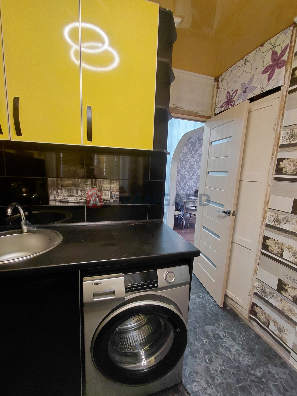 2 ��. ��������, 44/-/5 ��. �., 6/6 ������ ���� 11