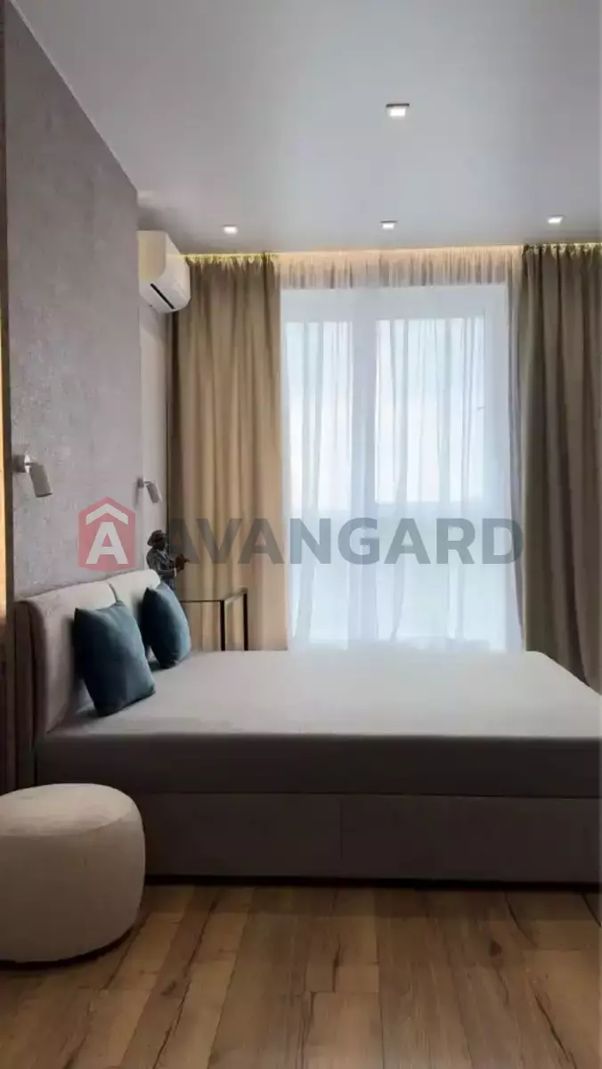 2 ��. ��������, 50/-/20 ��. �., 8/24 ������ ���� 13