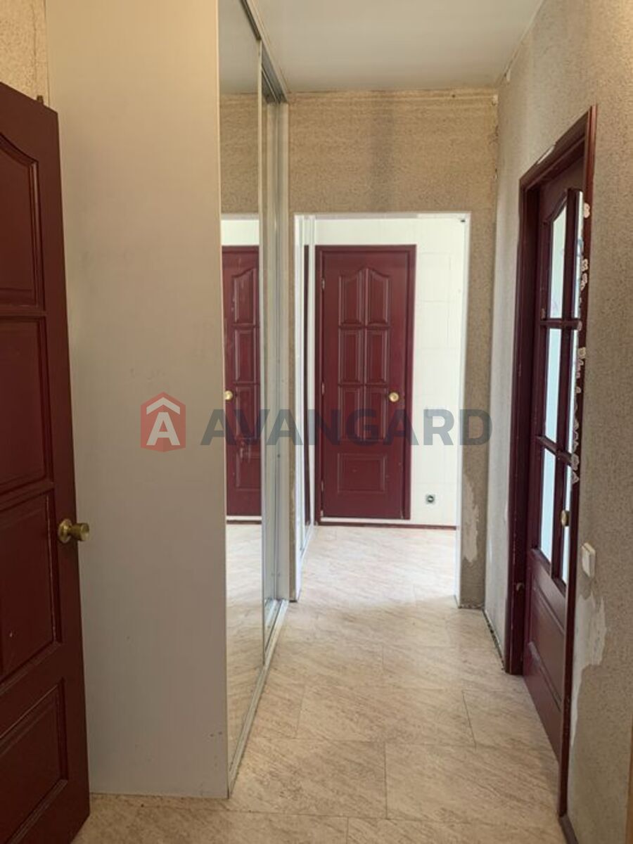 2 ��. ��������, 58/-/8 ��. �., 10/12 ������ ���� 8