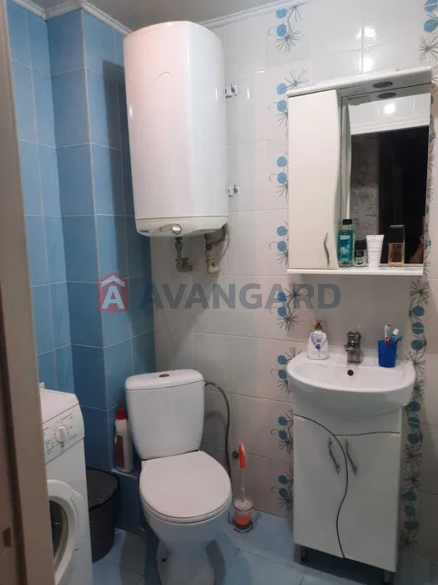 3 ��. ��������, 71/-/9 ��. �., 1/9 ������ ���� 5