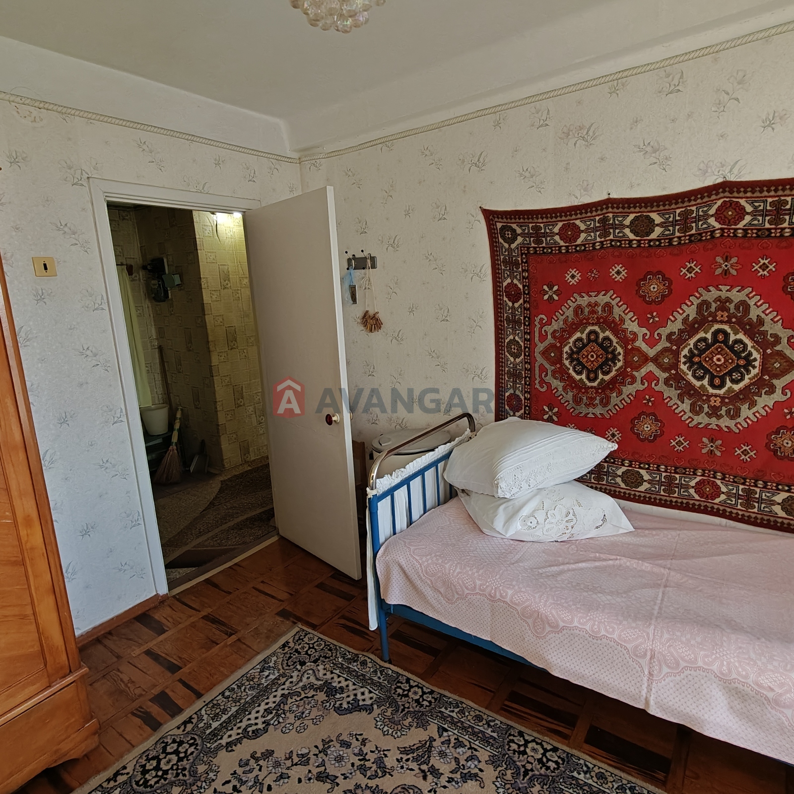 3 ��. ��������, 68/46/7 ��. �., 7/9 ������ ���� 8