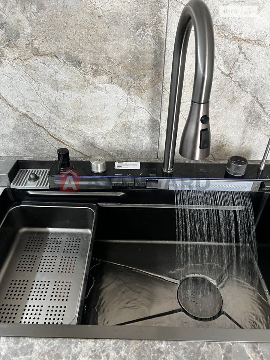 2 ��. ��������, 66/36/14 ��. �., 10/10 ������ ���� 5