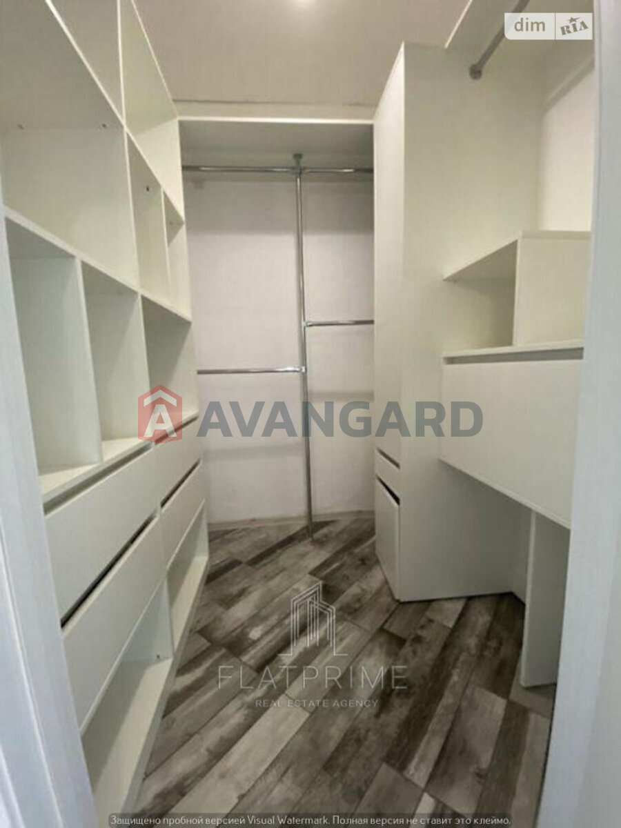 3 ��. ��������, 78/44/14 ��. �., 2/10 ������ ���� 17