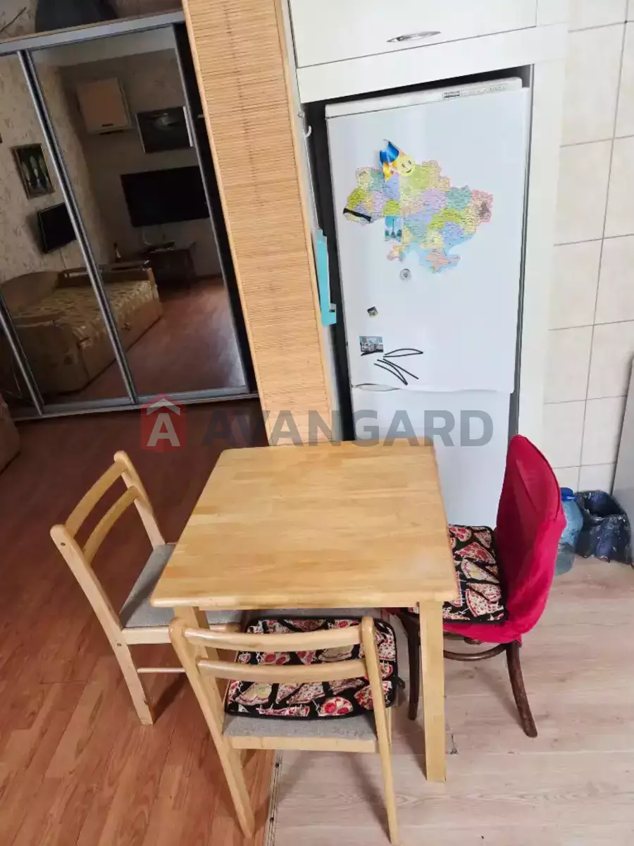 1 ��. ��������, 24/15/7 ��. �., 2/2 ������ ���� 11