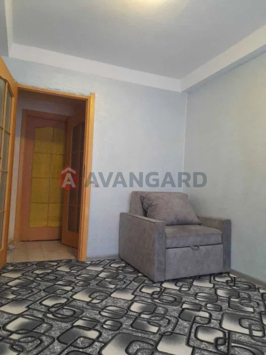 3 ����. ��������, 53/-/5 ��. �., 3/5 ���� ���� 18