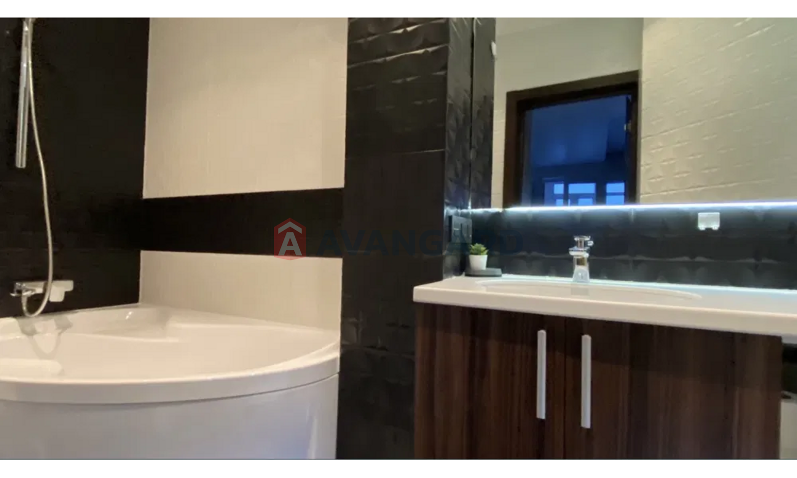 2 ����. ��������, 98/65/15 ��. �., 22/23 ���� ���� 10