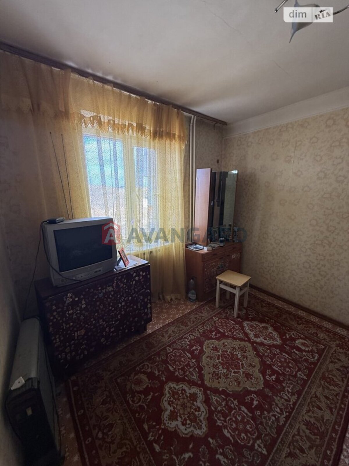 3 ��. ��������, 76/39/9 ��. �., 8/10 ������ ���� 5