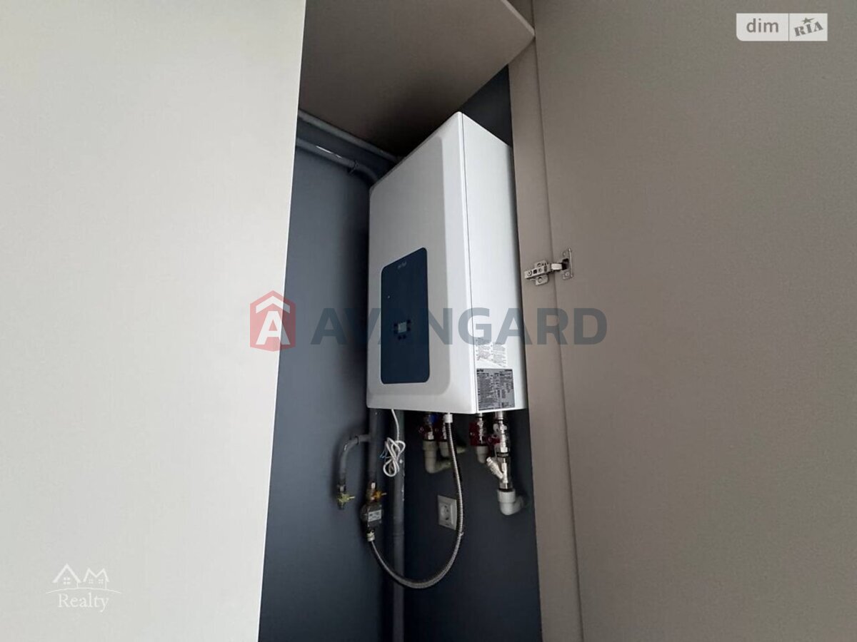 1 ��. ��������, 35/15/10 ��. �., 2/3 ������ ���� 12