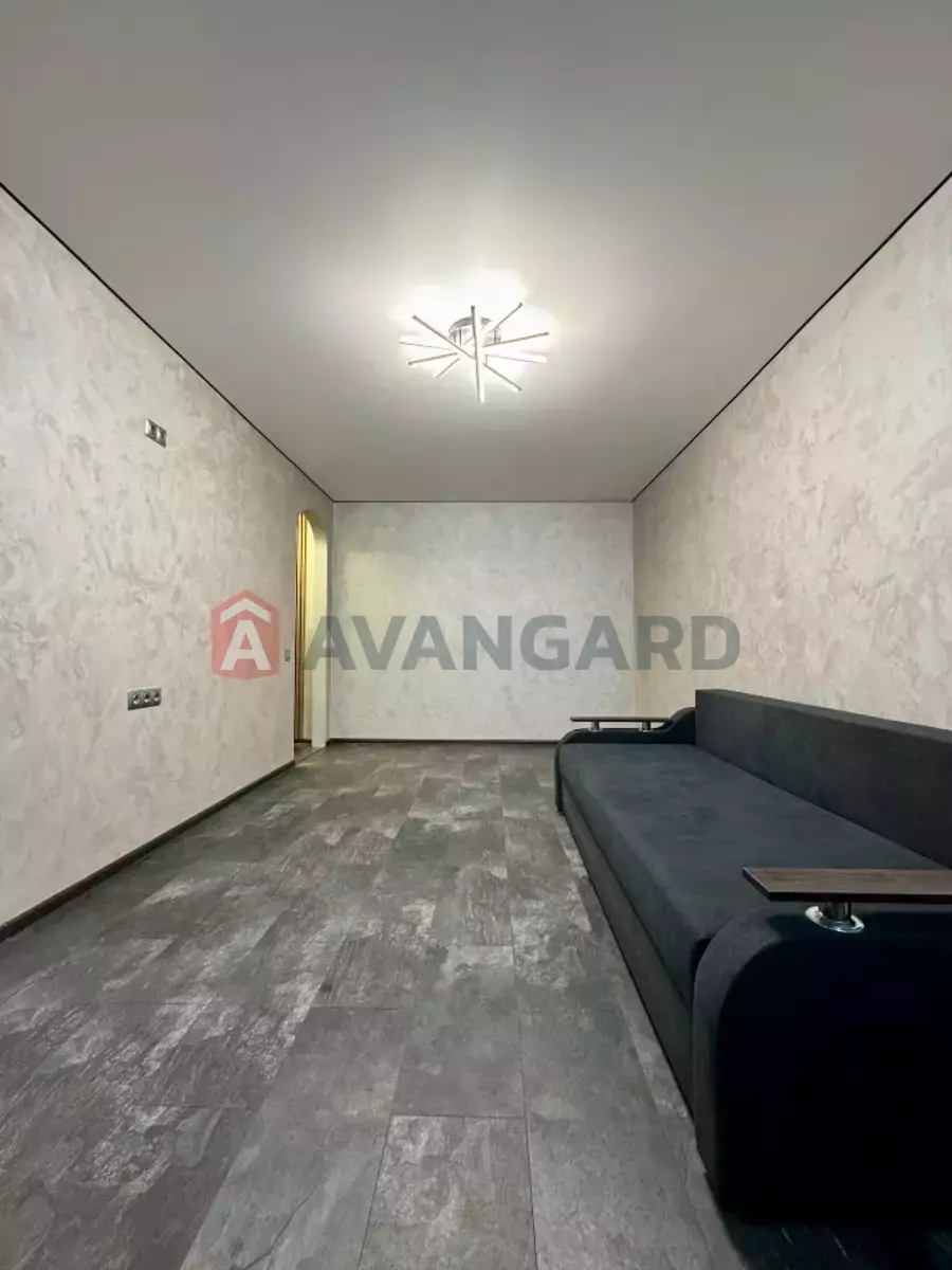 1 ��. ��������, 32/-/5 ��. �., 4/5 ������ ���� 7