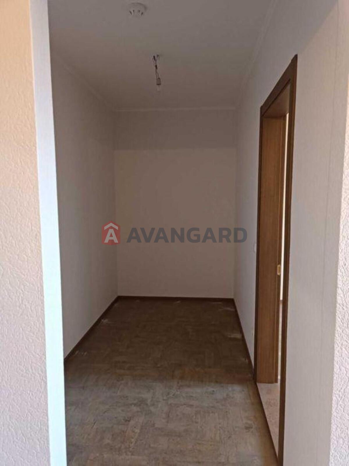 1 ��. ��������, 48/-/11 ��. �., 8/25 ������ ���� 3